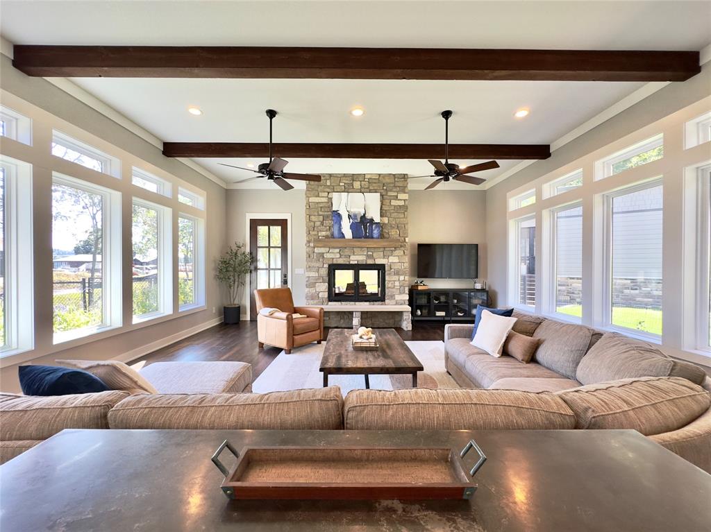 800 King Leonard Court