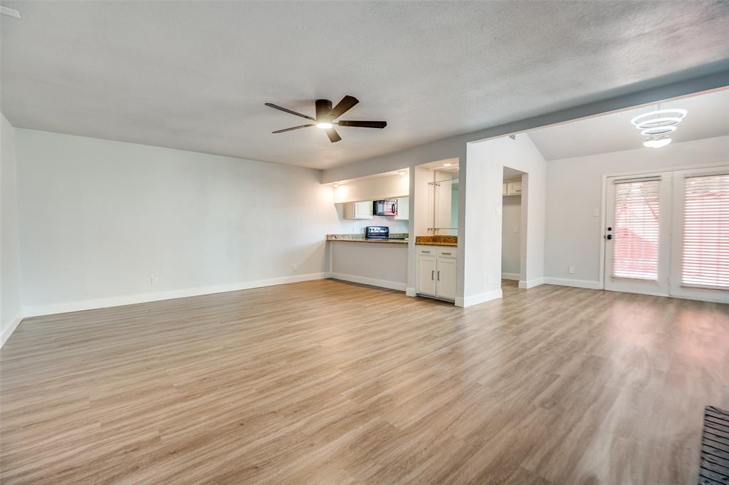 2711 Creek Wood Court