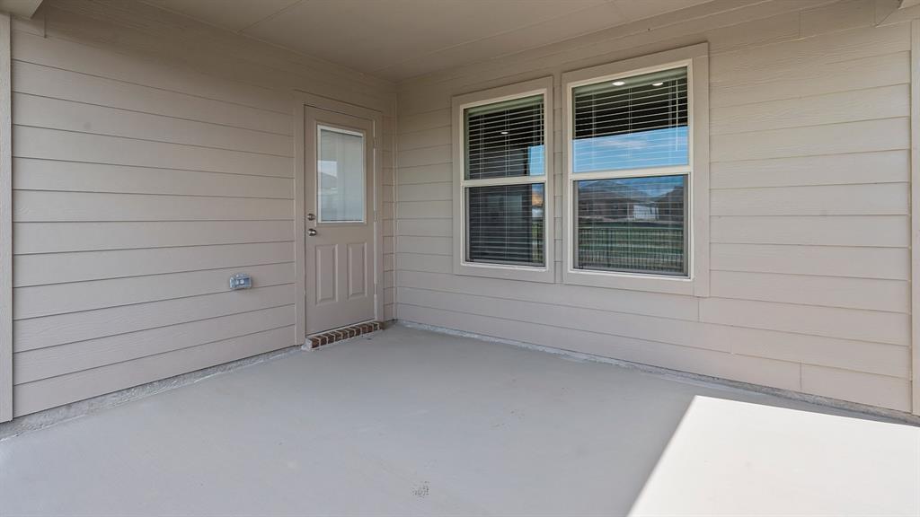 Townes Landing - D.R. Horton - Residential