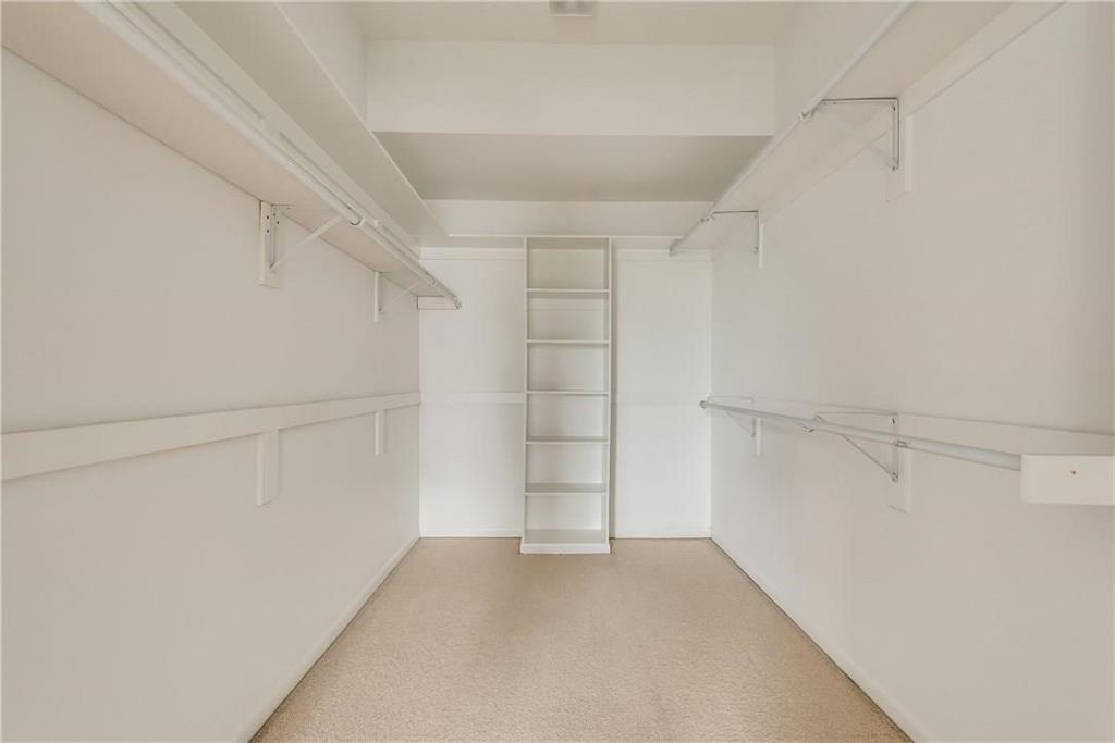 Manor At State-Thomas - Residential Lease