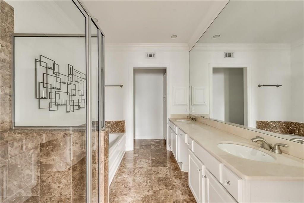 Manor At State-Thomas - Residential Lease