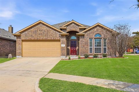 Photo of 2421 Windhaven Drive, Denton, TX 76210 (MLS # 21196523)