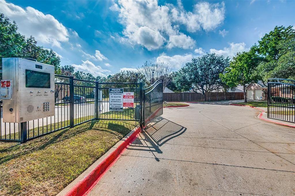 Harwood Courts Add - Residential