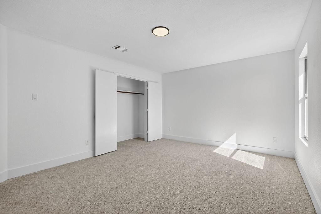 FOX RUN - Residential Lease