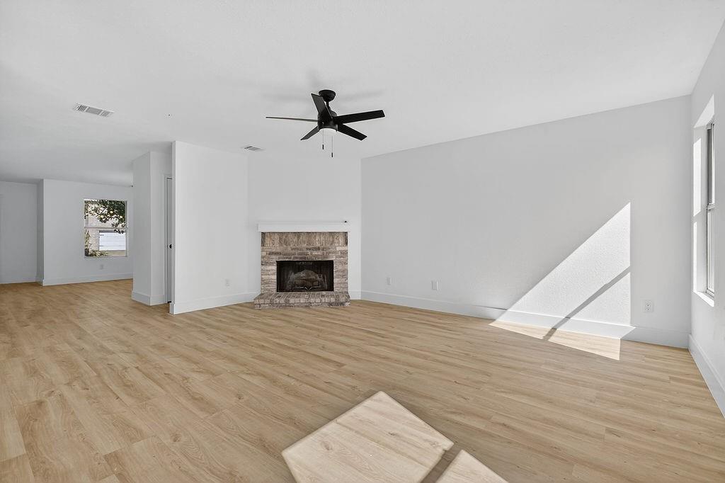 FOX RUN - Residential Lease