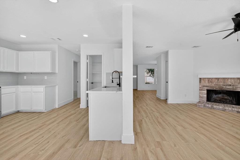 FOX RUN - Residential Lease