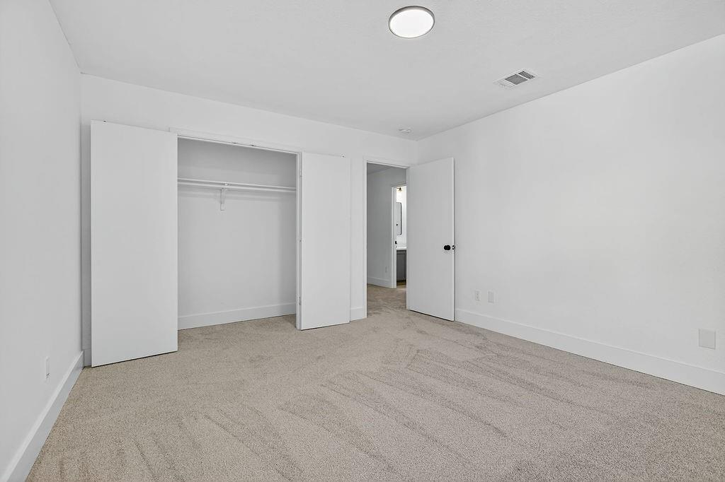 FOX RUN - Residential Lease