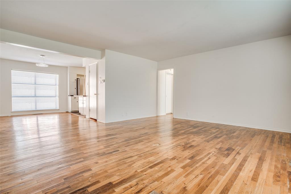 BALTIMORE HOUSE CONDO - Residential
