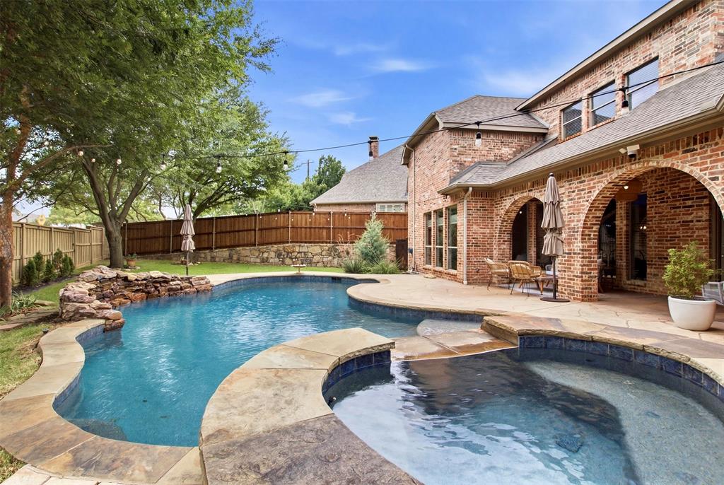 8605 Herns Meadow Lane