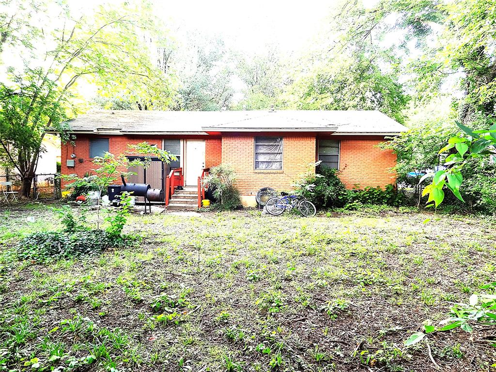 912 Sierra Drive