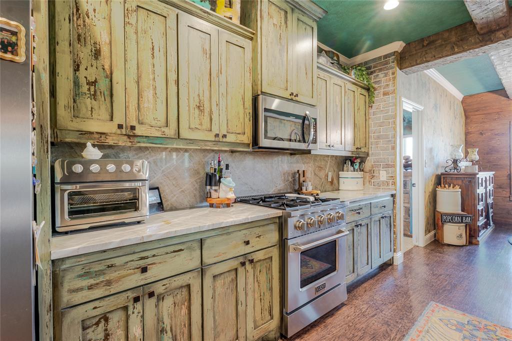 Bulldog Xing Ph 01 - Residential