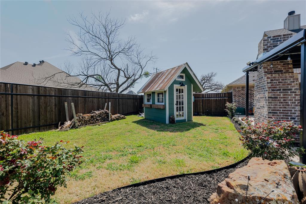 Bulldog Xing Ph 01 - Residential