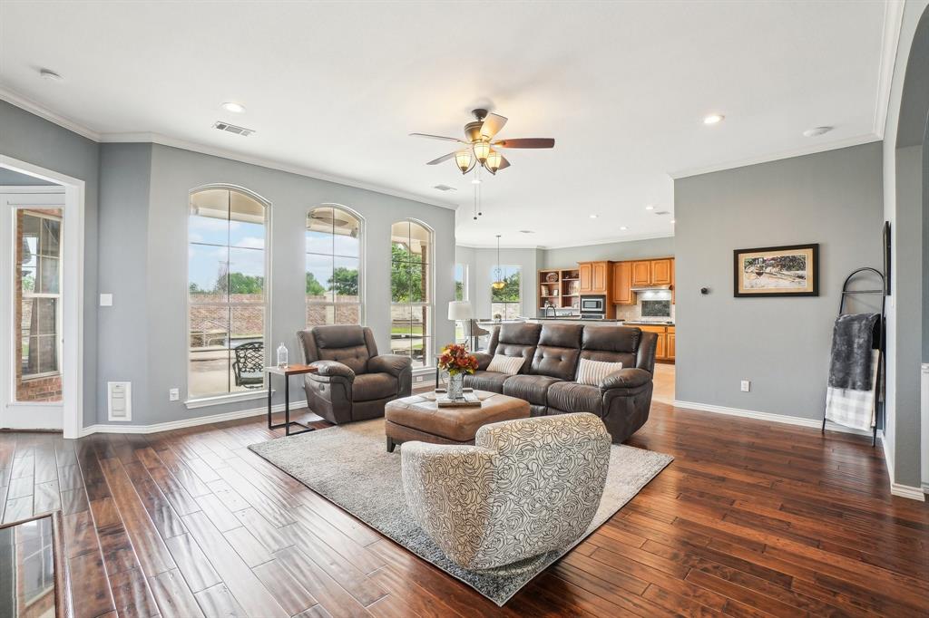 1101 Shell Beach Drive