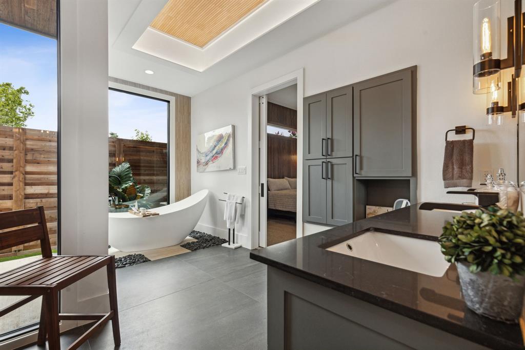 White Rock North - Residential