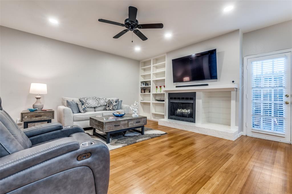 Holly Glen Condos - Residential