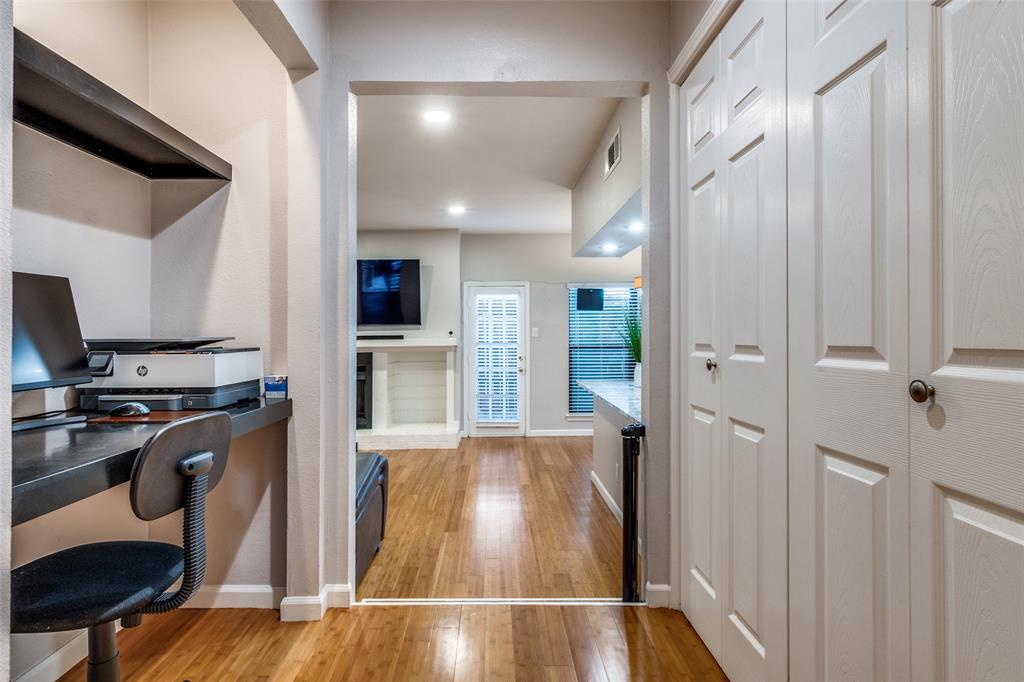 Holly Glen Condos - Residential