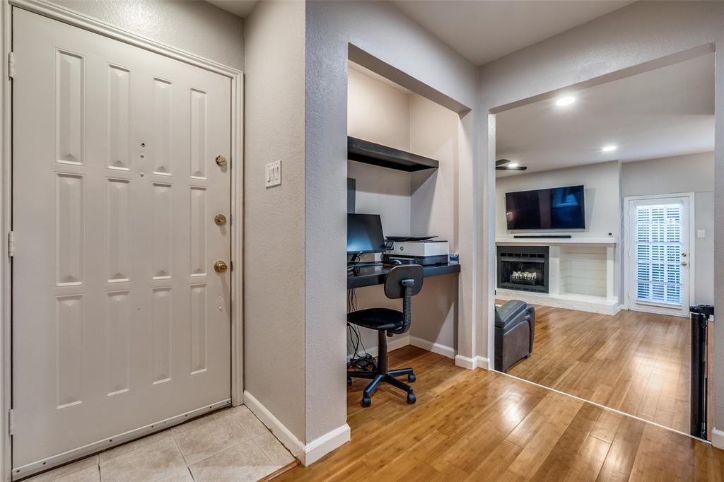 Holly Glen Condos - Residential