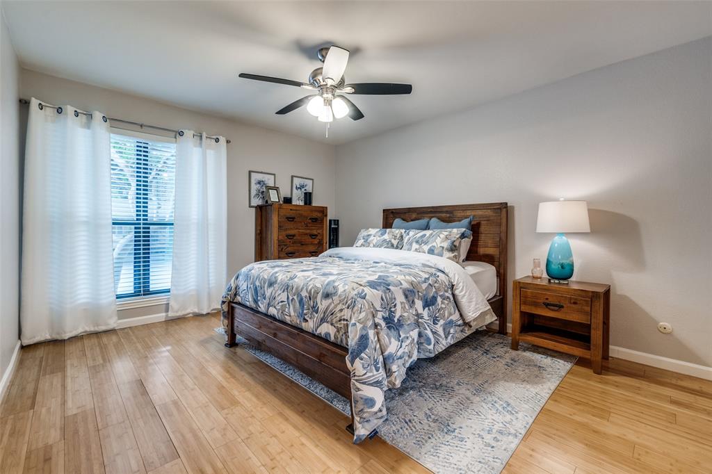 Holly Glen Condos - Residential