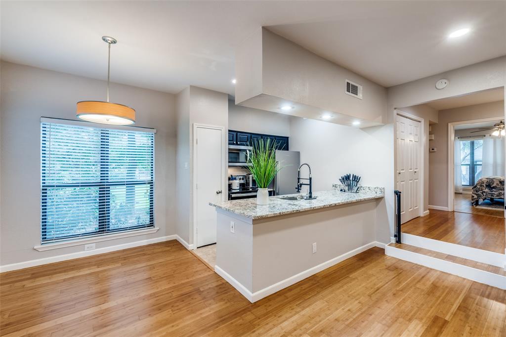 Holly Glen Condos - Residential