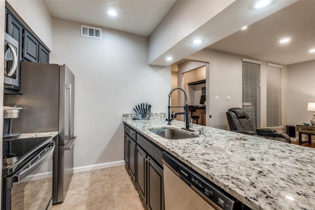 Holly Glen Condos - Residential