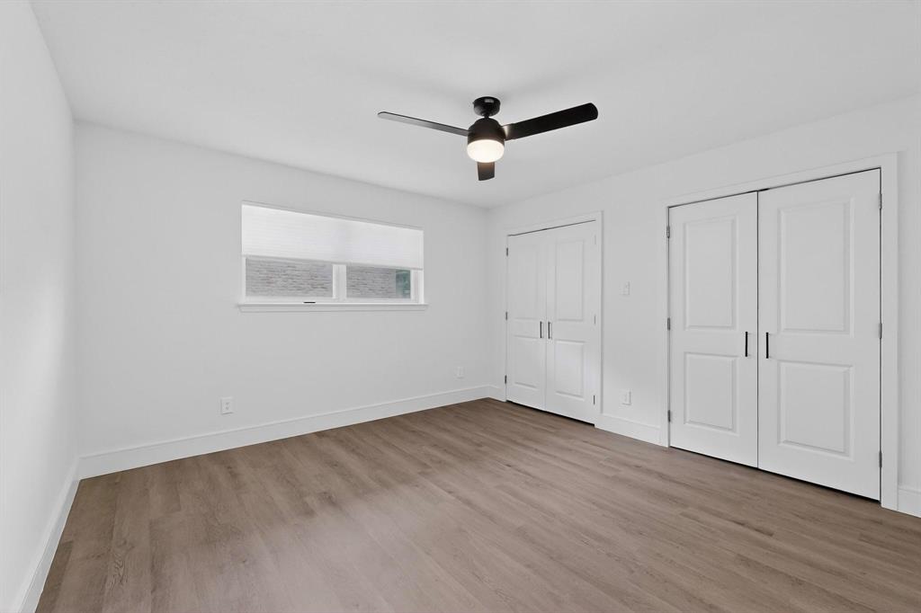 Villa De Royale Condos Bldg B - Residential