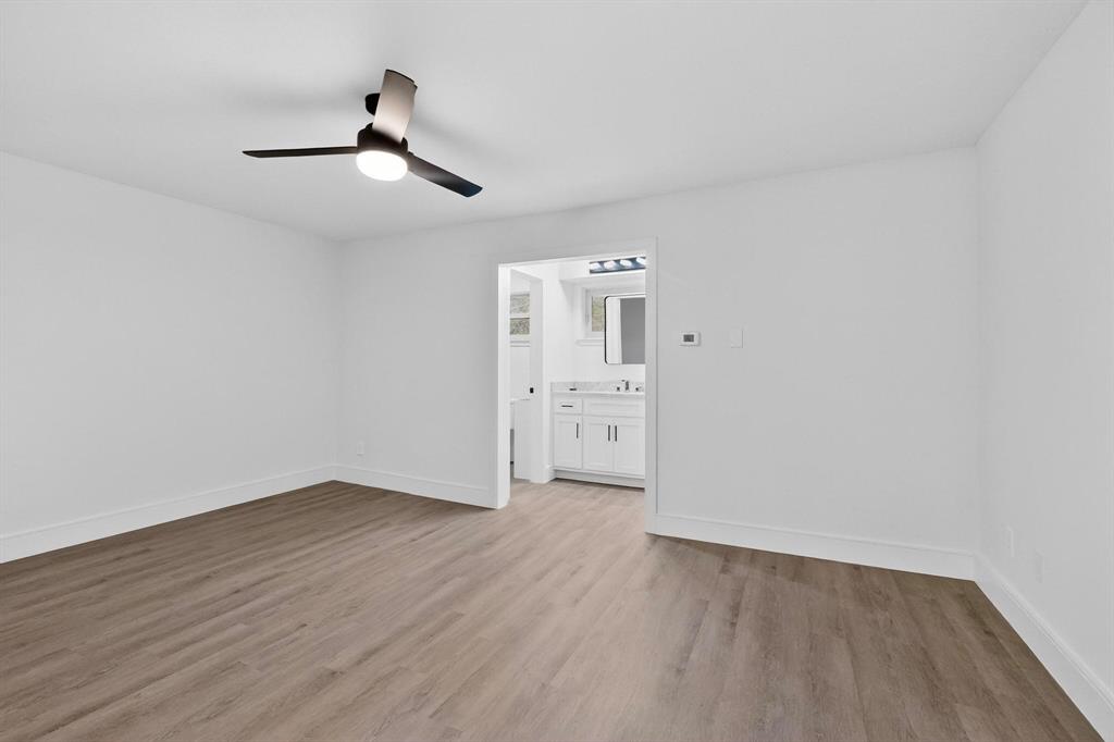 Villa De Royale Condos Bldg B - Residential