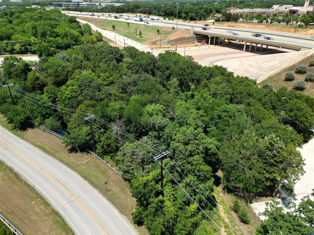 2201 Shady Oaks Drive