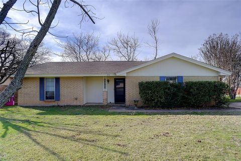 A home in Azle