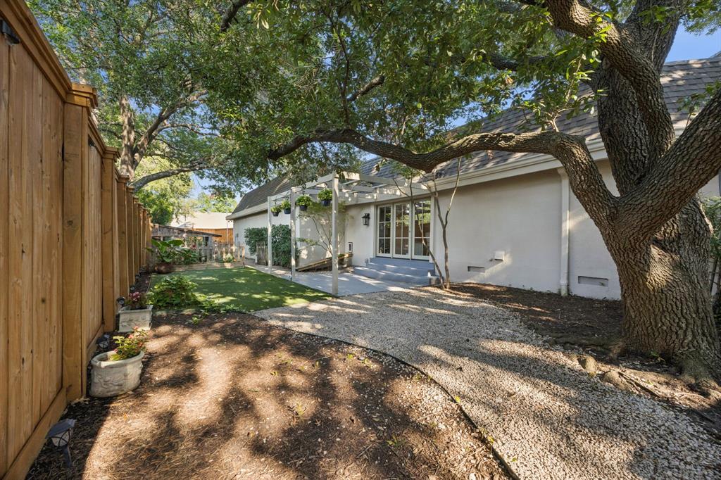 Janmar Circle 09 - Residential