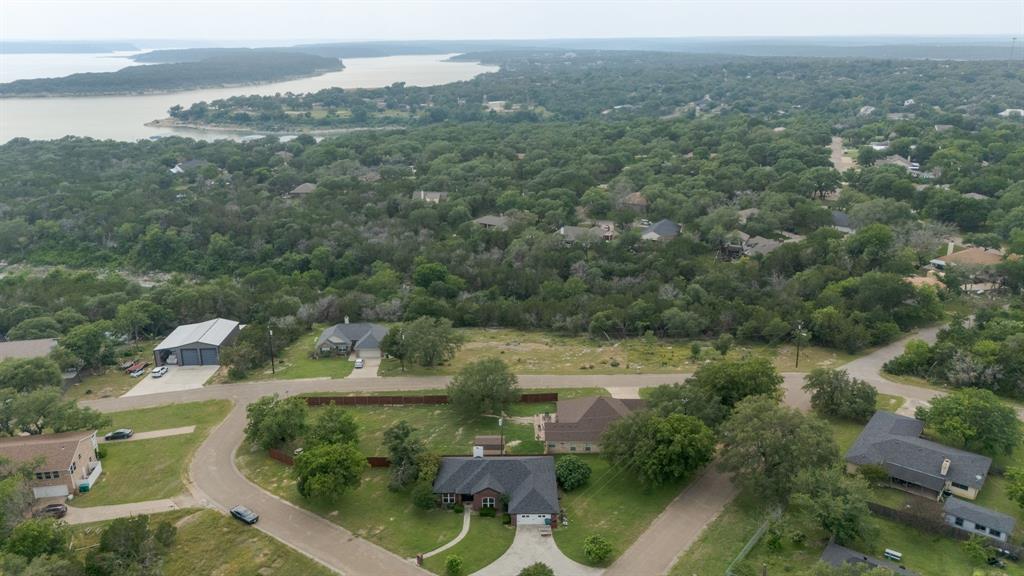 4 Oakmont Circle