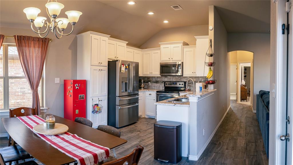 Main Place Ph II - Residential