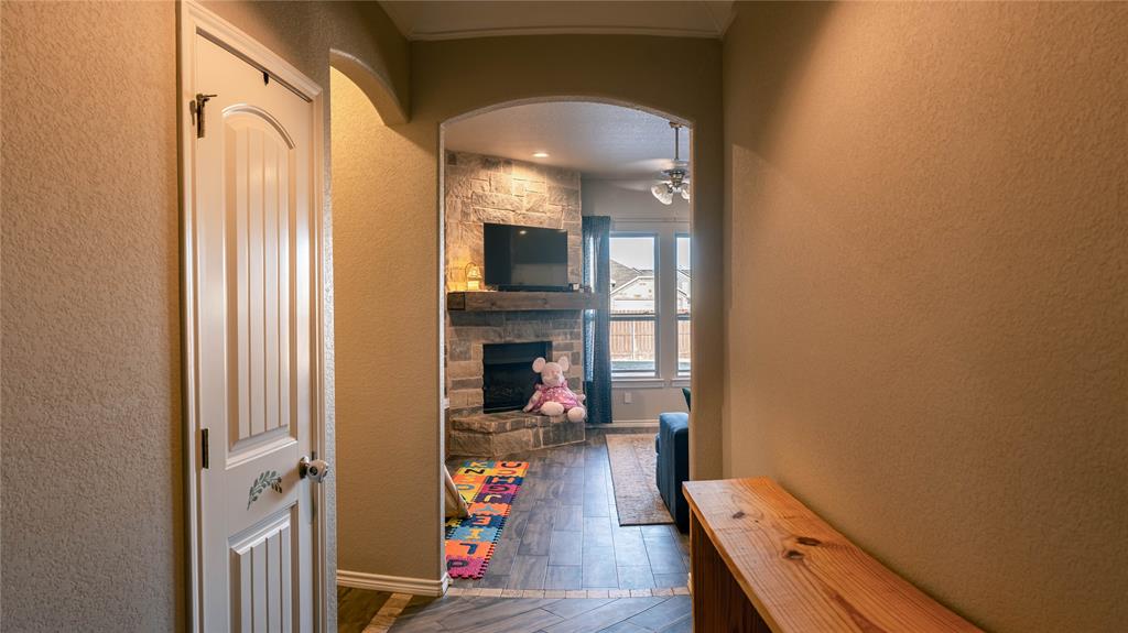 Main Place Ph II - Residential