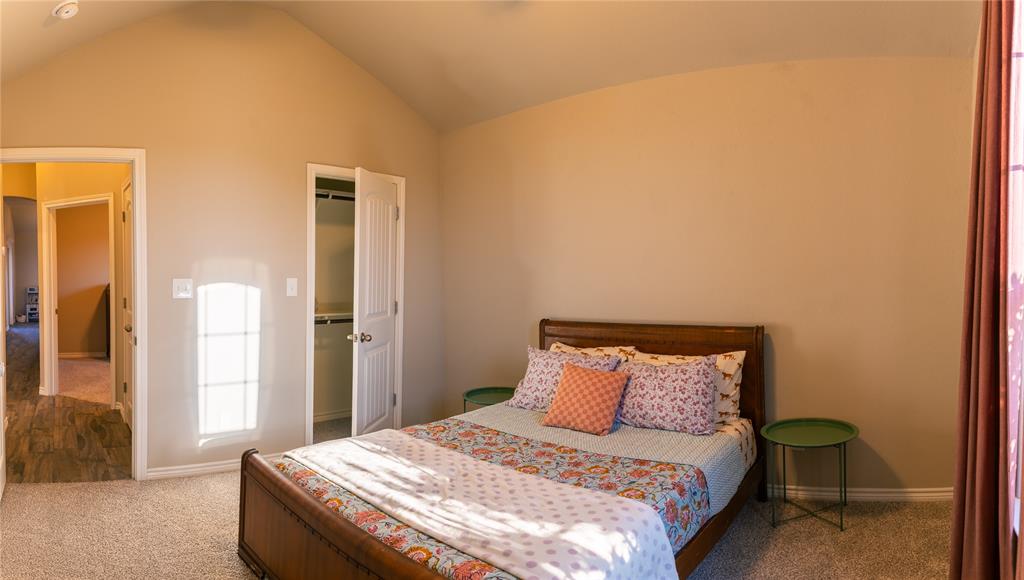 Main Place Ph II - Residential