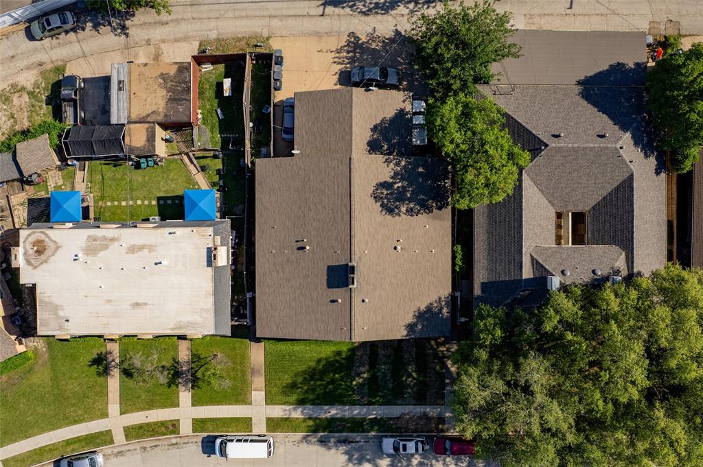 13328 and 13330 Southview Lane