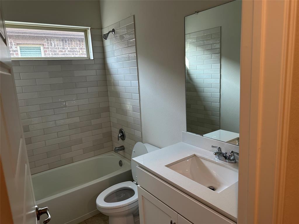 Sutton Fields Ph 4b - Residential Lease