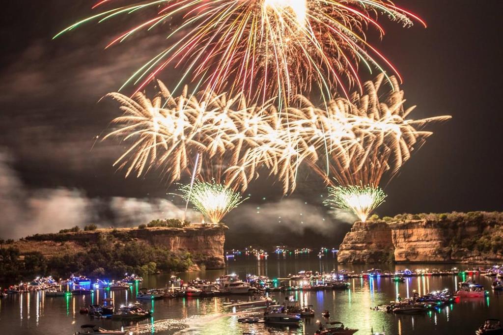 Sportsman's World - Residential