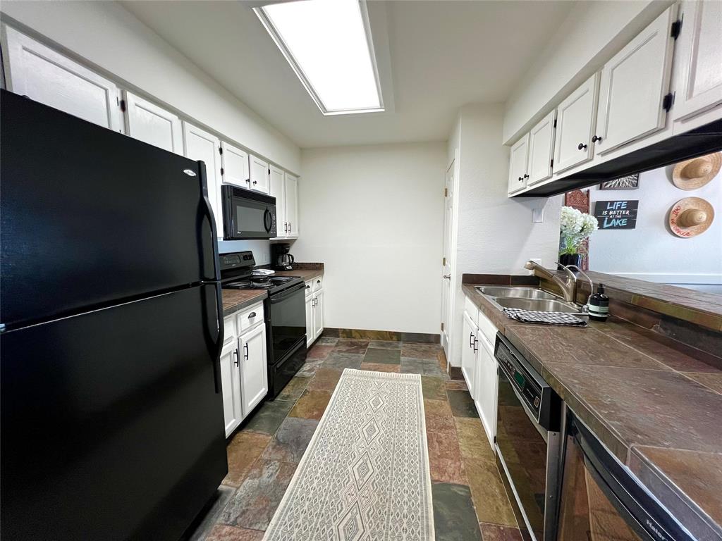 Sportsman's World - Residential