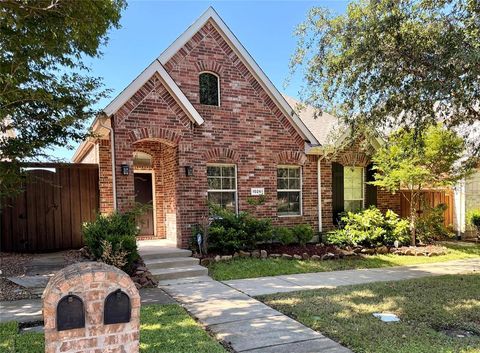 Photo of 10261 Limbercost Lane, Frisco, TX 75035 (MLS # 21270867)