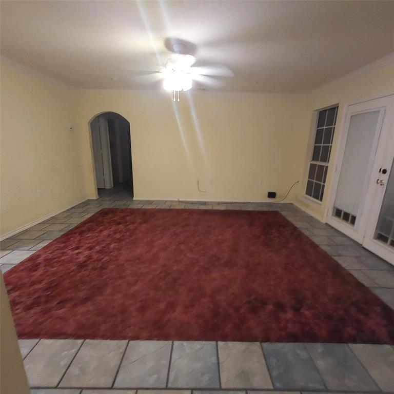 Thomas Hayes Surv Abs #343 - Residential