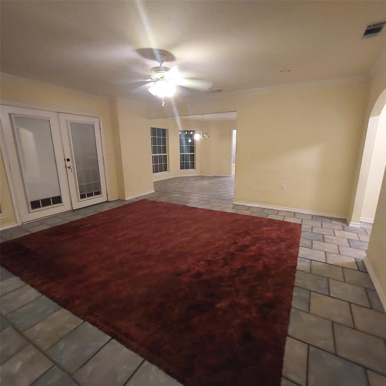 Thomas Hayes Surv Abs #343 - Residential