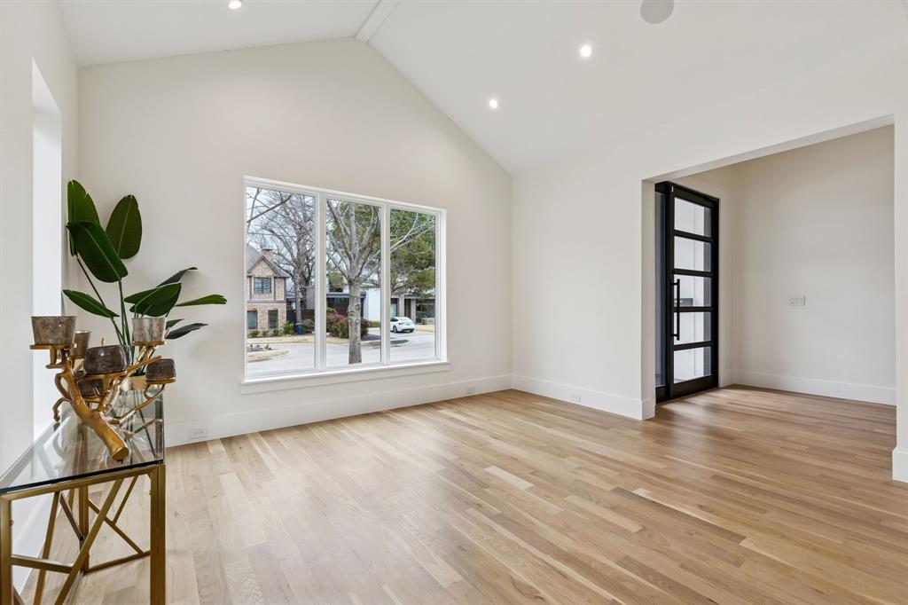 Shore Crest Terrace - Residential