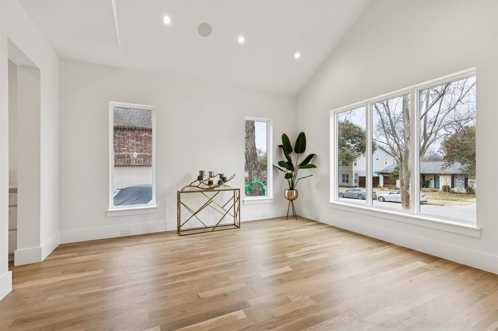 Shore Crest Terrace - Residential