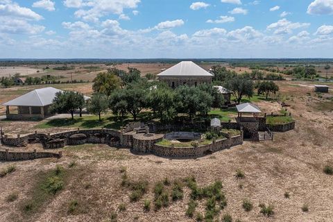 Photo of 6887 Von Ormy Road, San Antonio, TX 78073 (MLS # 21330155)