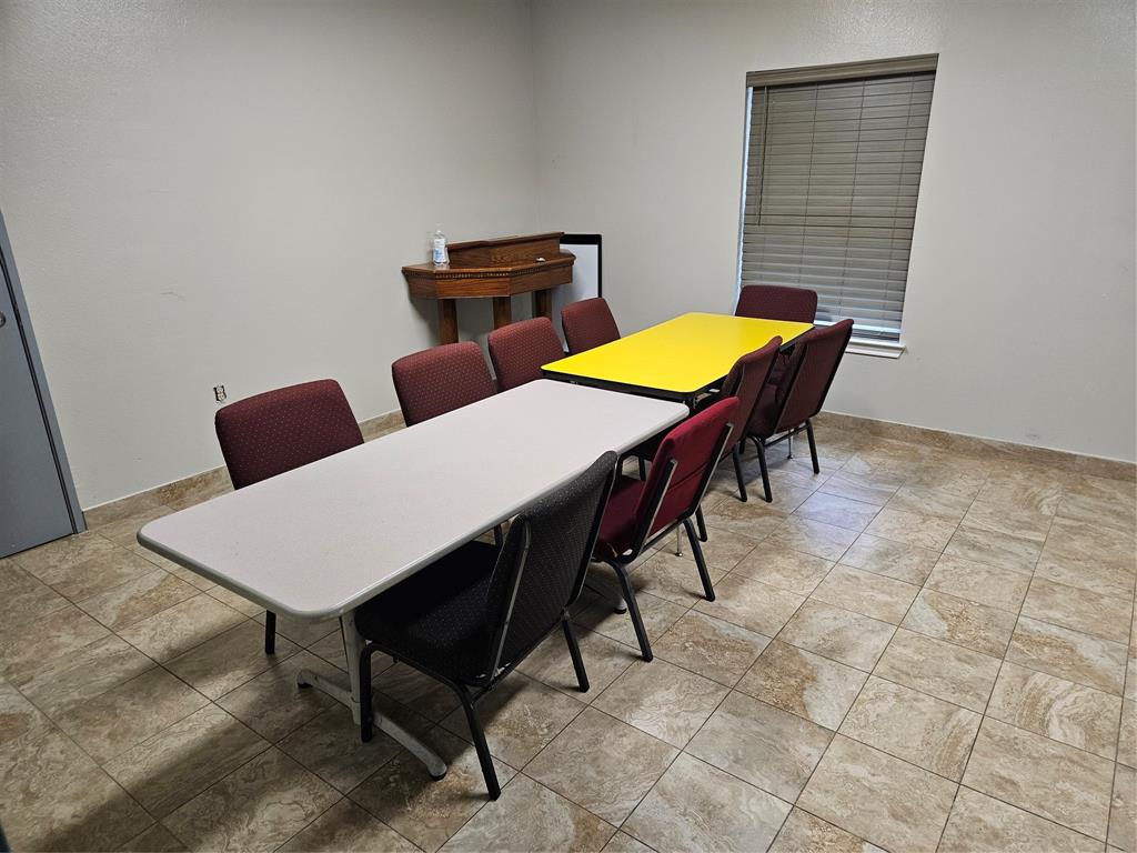 COLLEGE PARK PRO BLDG VENTURE - Commercial Sale