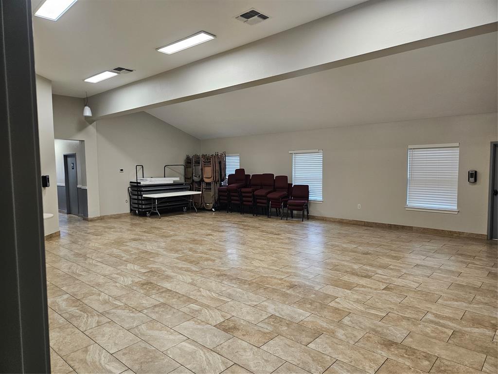 COLLEGE PARK PRO BLDG VENTURE - Commercial Sale