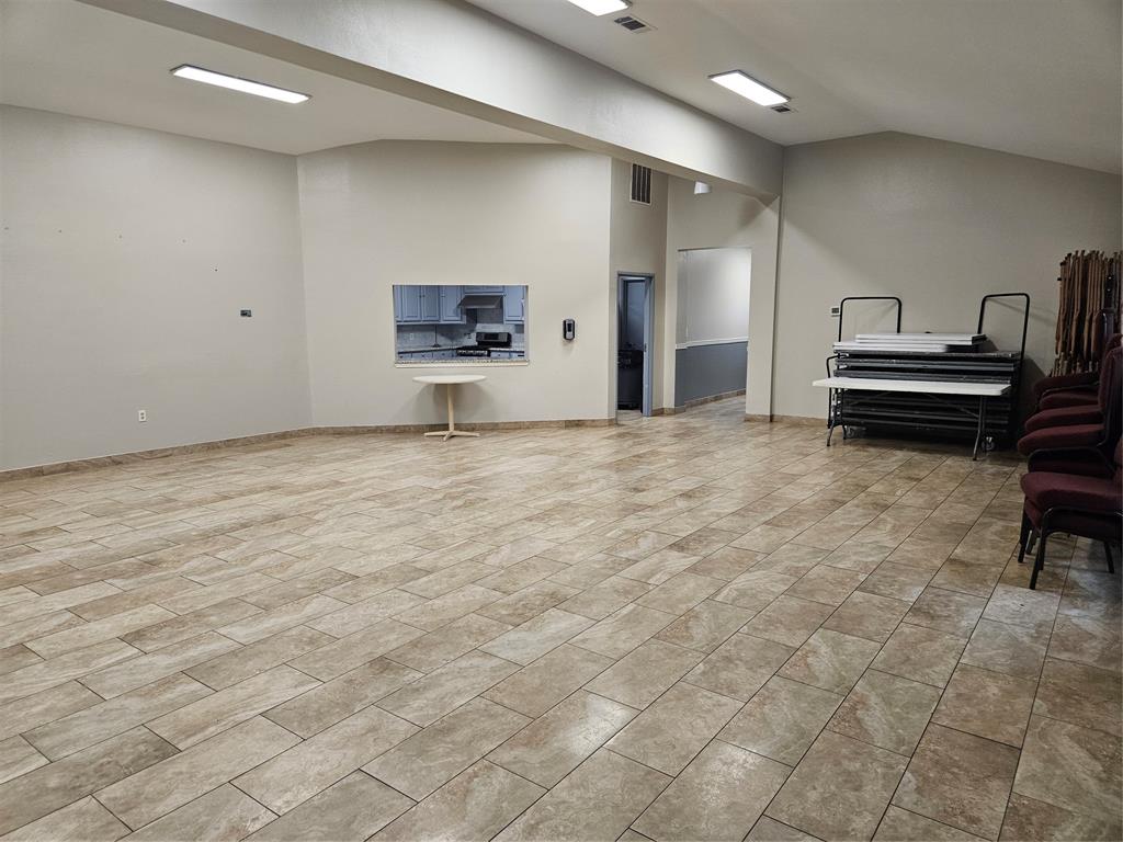 COLLEGE PARK PRO BLDG VENTURE - Commercial Sale