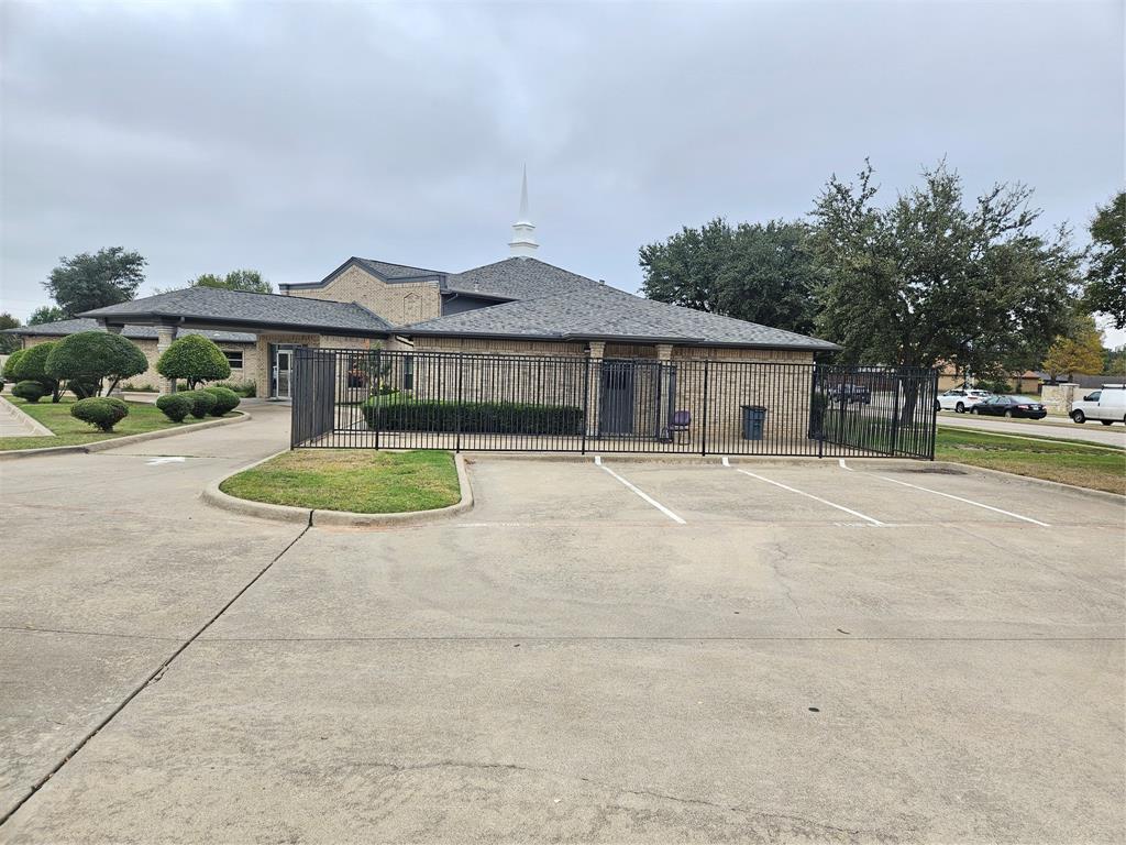 COLLEGE PARK PRO BLDG VENTURE - Commercial Sale