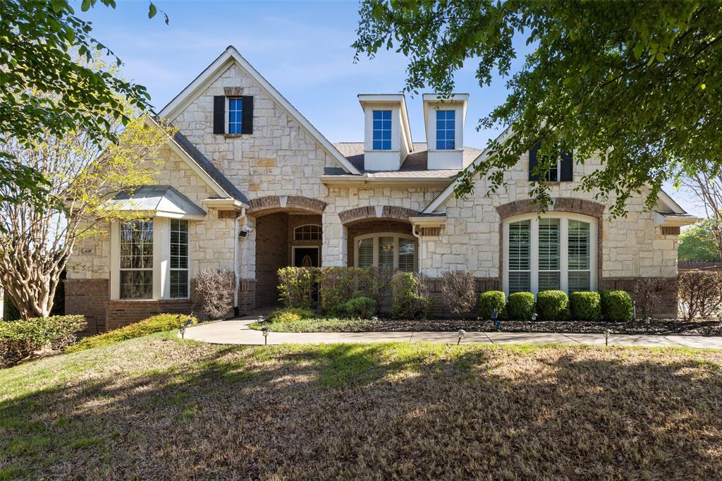Photo 1 of 40 of 660 Willow Ridge Circle house