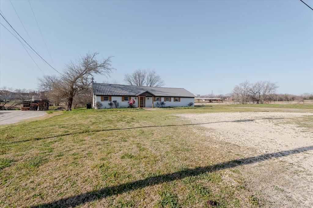 300 W Bivar Avenue