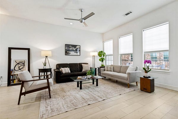 5015 MERIDIAN LN UNIT 1106, ADDISON, TX 75001 - Image bf73cf77fa51d0c42c77dada7c077dec/1025548969